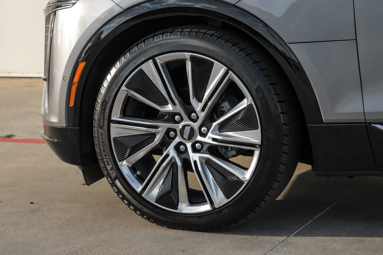 Cadillac LYRIQ Vehicle Main Gallery Image 66
