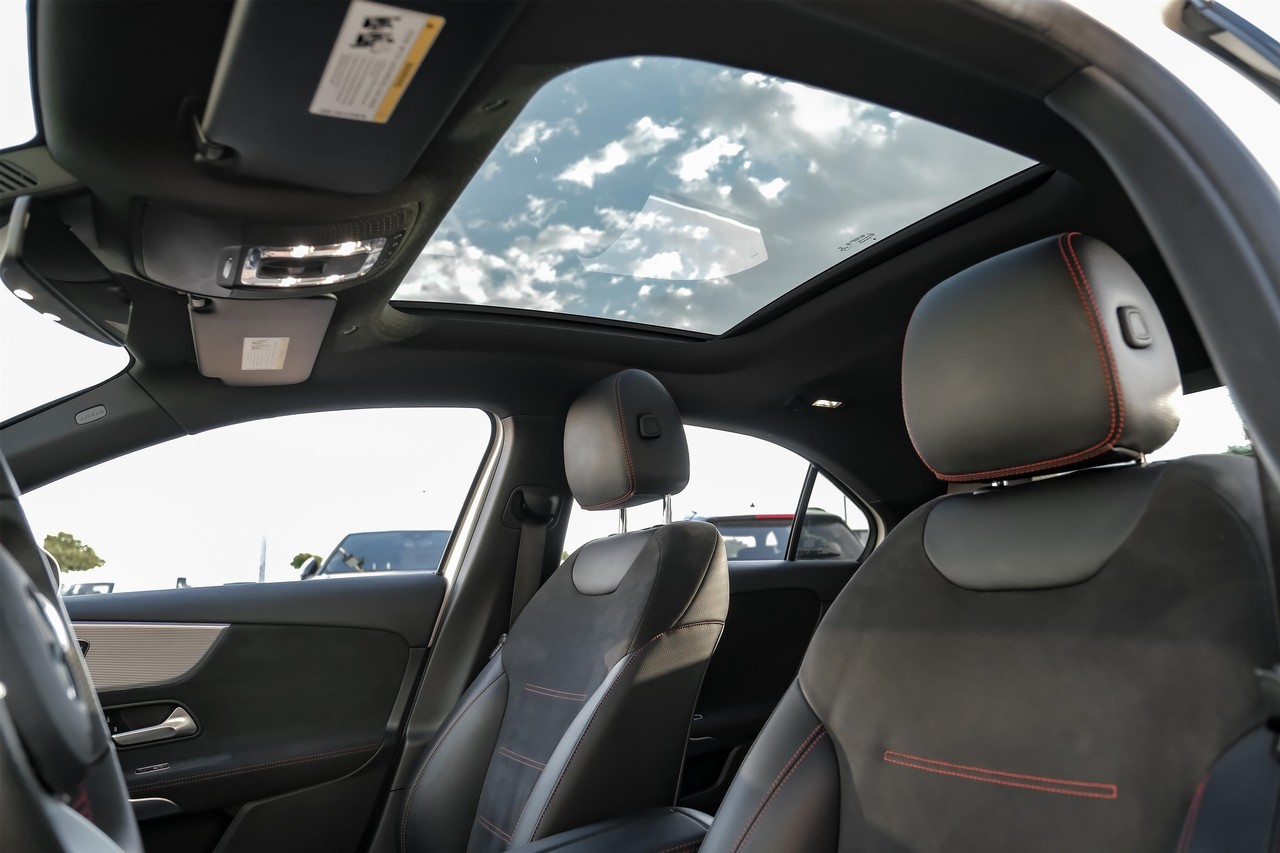 Mercedes-Benz A-Class Vehicle Main Gallery Image 05