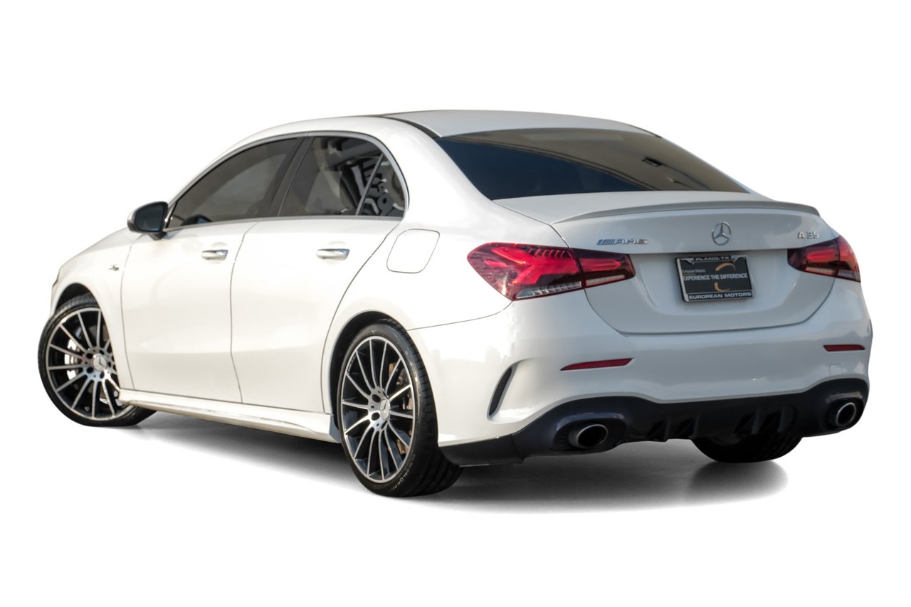 Mercedes-Benz A-Class Vehicle Main Gallery Image 10