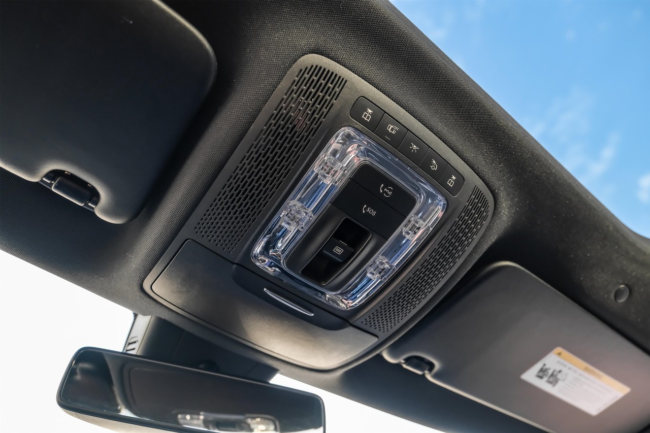Mercedes-Benz A-Class Vehicle Main Gallery Image 26