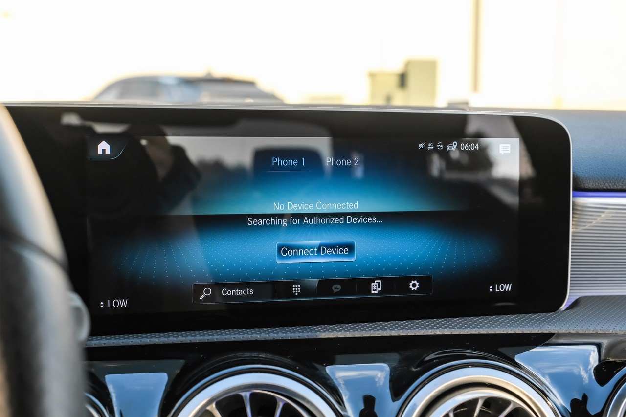 Mercedes-Benz A-Class Vehicle Main Gallery Image 27