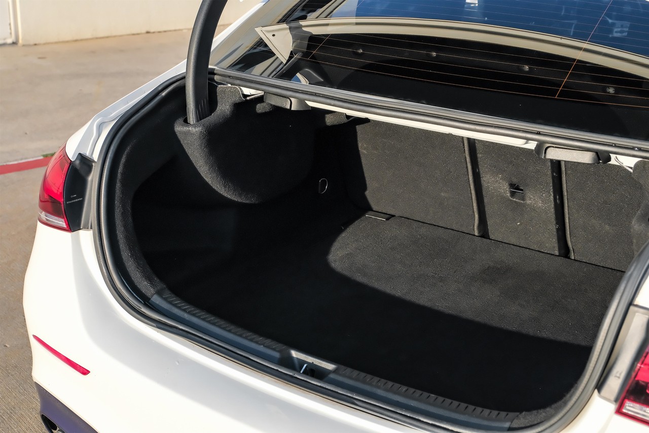 Mercedes-Benz A-Class Vehicle Main Gallery Image 46