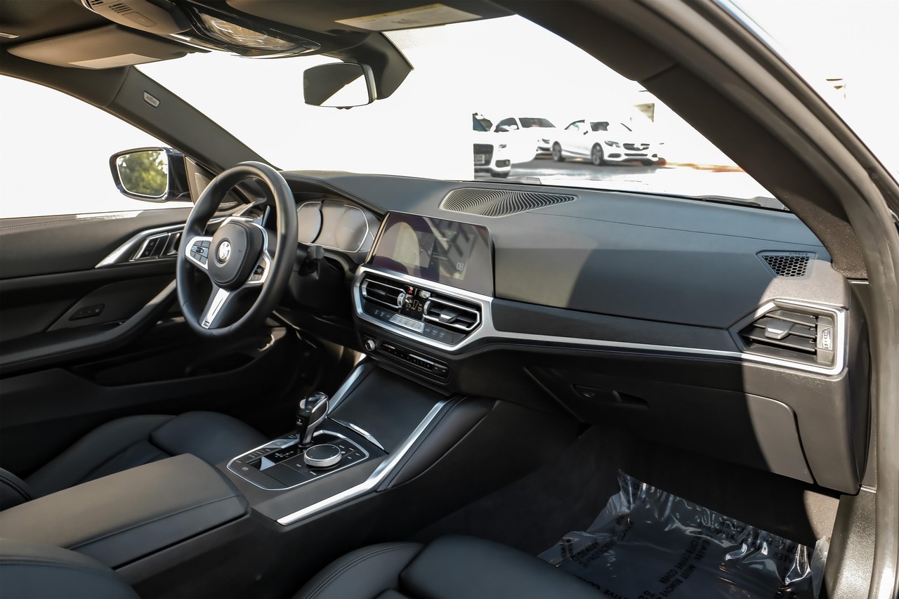 BMW 4 Series Vehicle Main Gallery Image 15