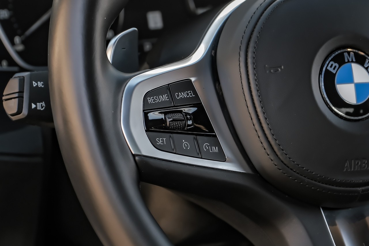 BMW 4 Series Vehicle Main Gallery Image 18