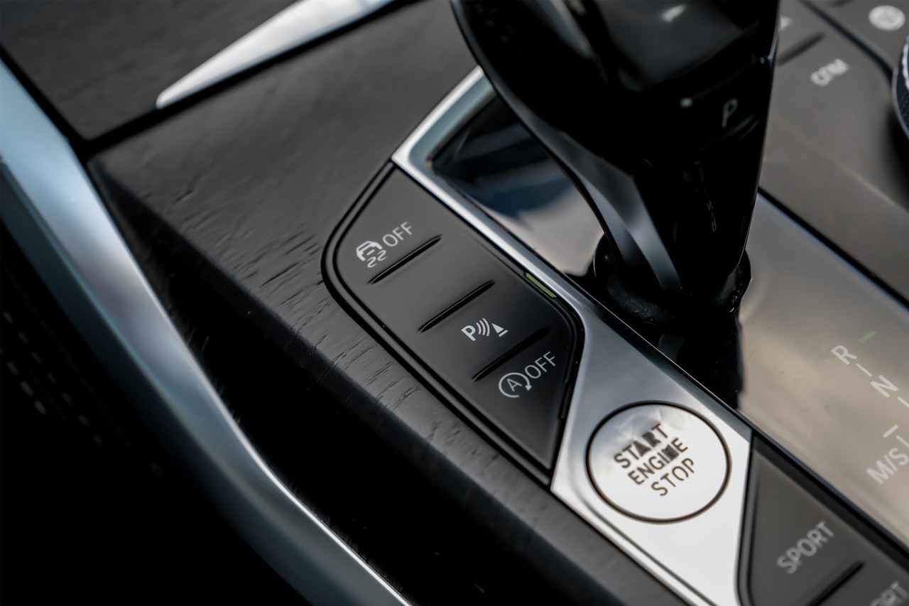 BMW 4 Series Vehicle Main Gallery Image 29
