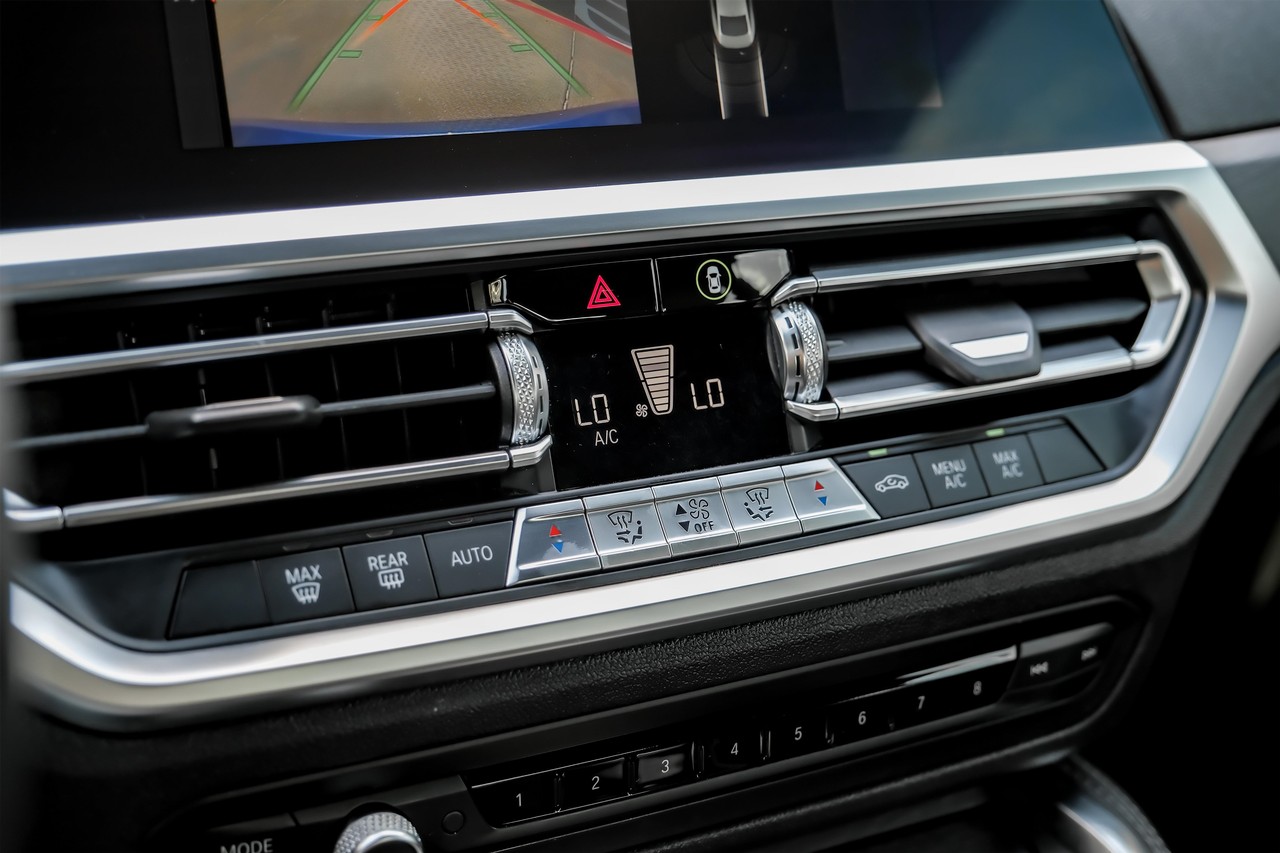 BMW 4 Series Vehicle Main Gallery Image 31