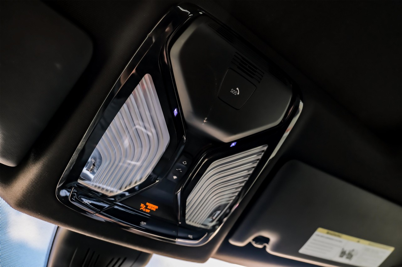 BMW 4 Series Vehicle Main Gallery Image 36