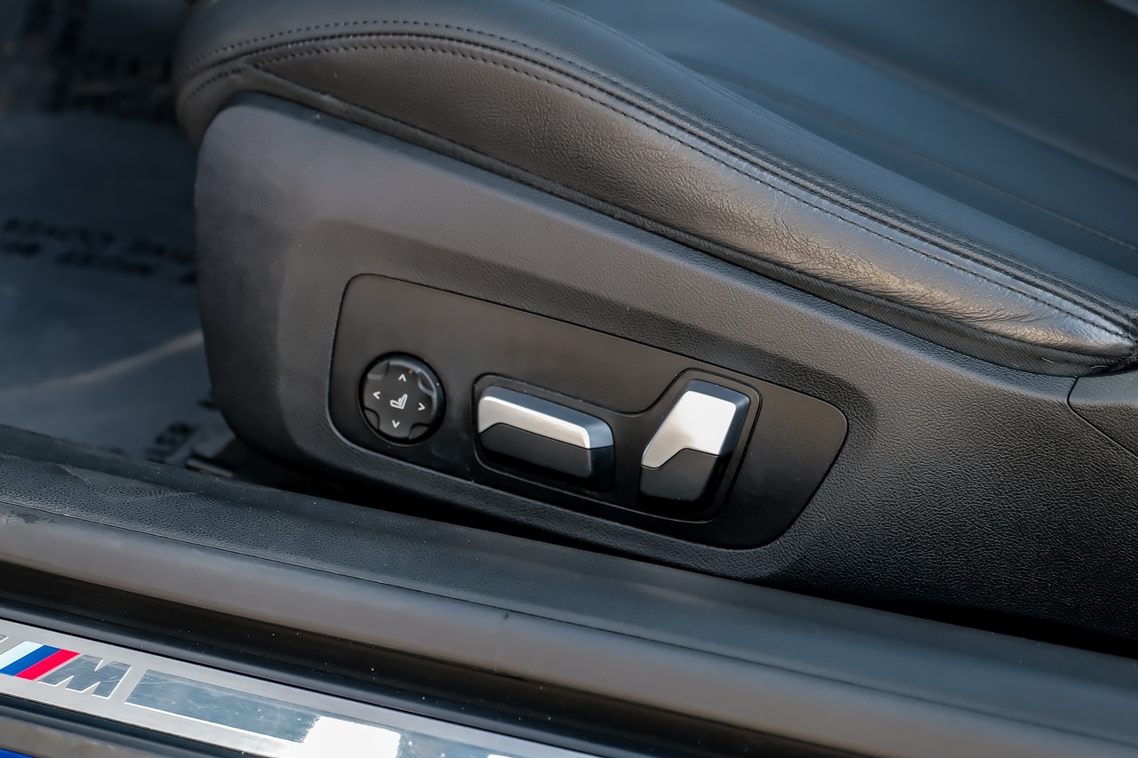 BMW 4 Series Vehicle Main Gallery Image 38