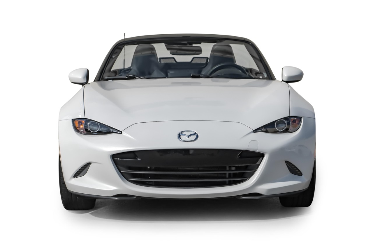 Mazda MX-5 Miata Vehicle Main Gallery Image 05