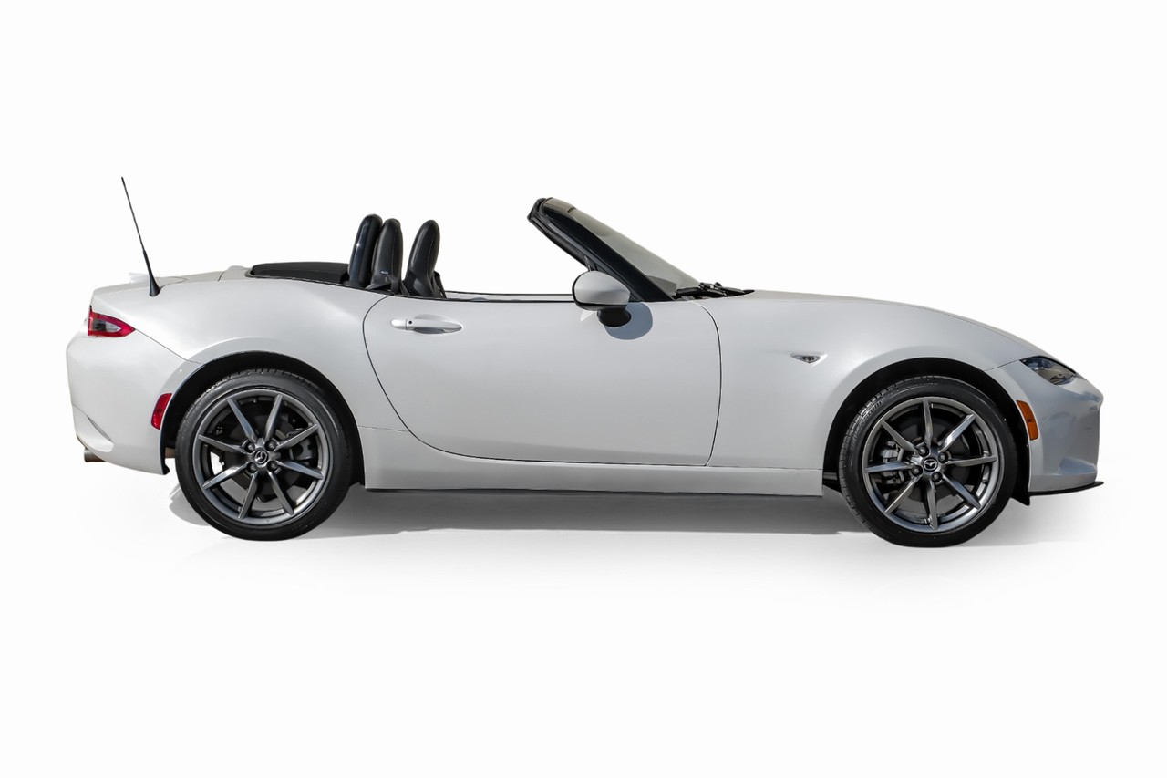 Mazda MX-5 Miata Vehicle Main Gallery Image 07