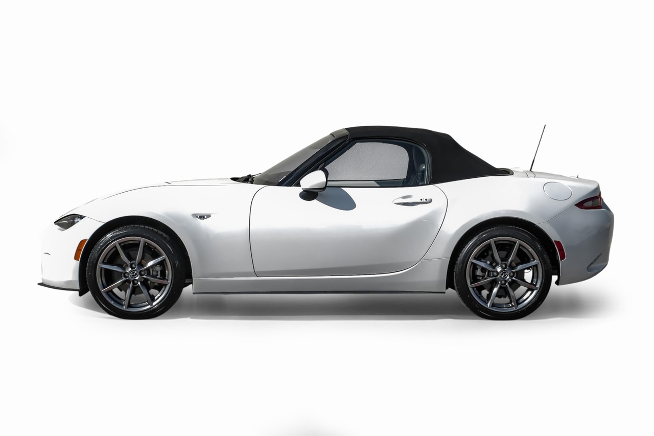 Mazda MX-5 Miata Vehicle Main Gallery Image 11