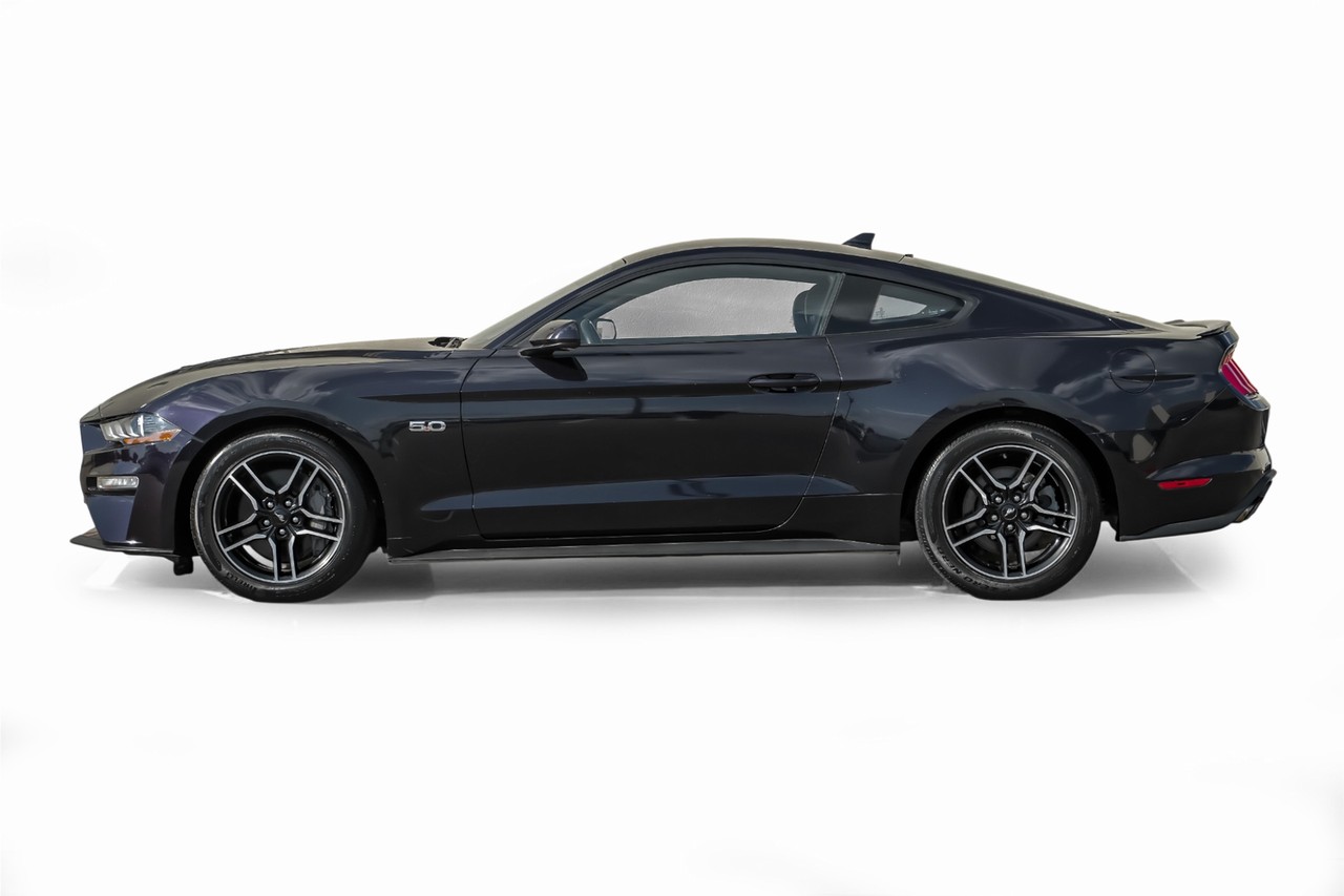 Ford Mustang Vehicle Main Gallery Image 11