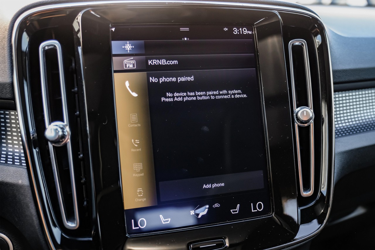 Volvo XC40 Vehicle Main Gallery Image 29