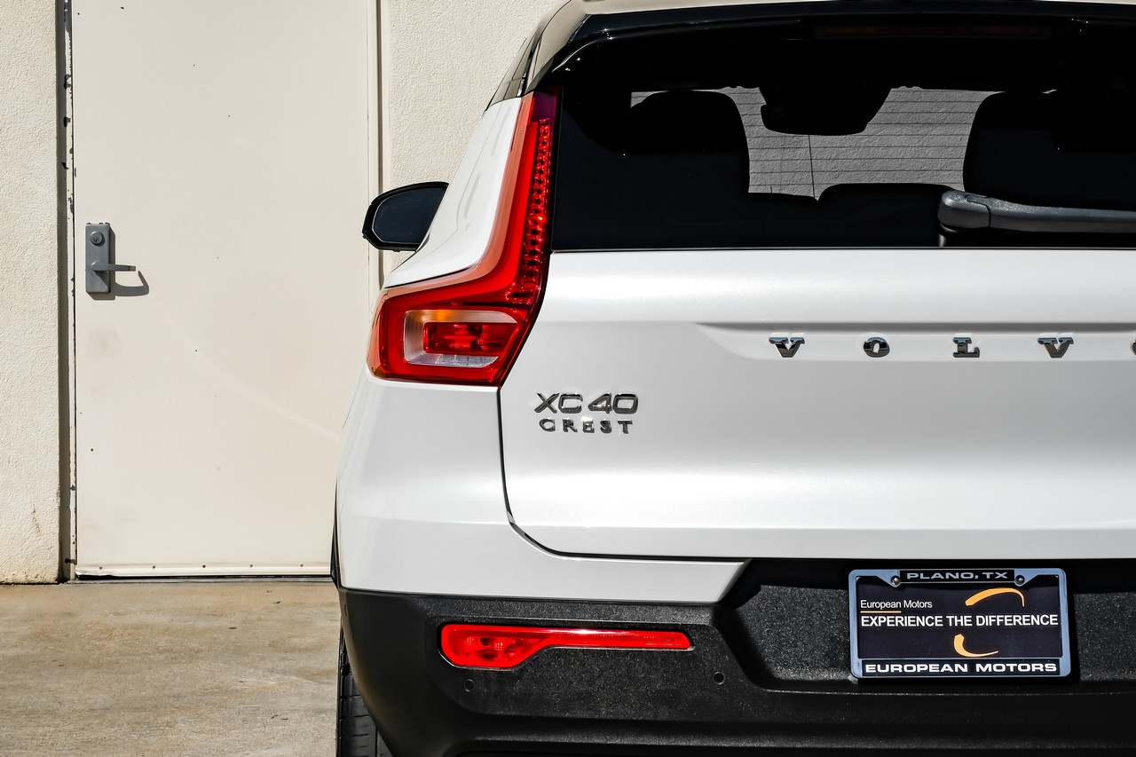 Volvo XC40 Vehicle Main Gallery Image 45