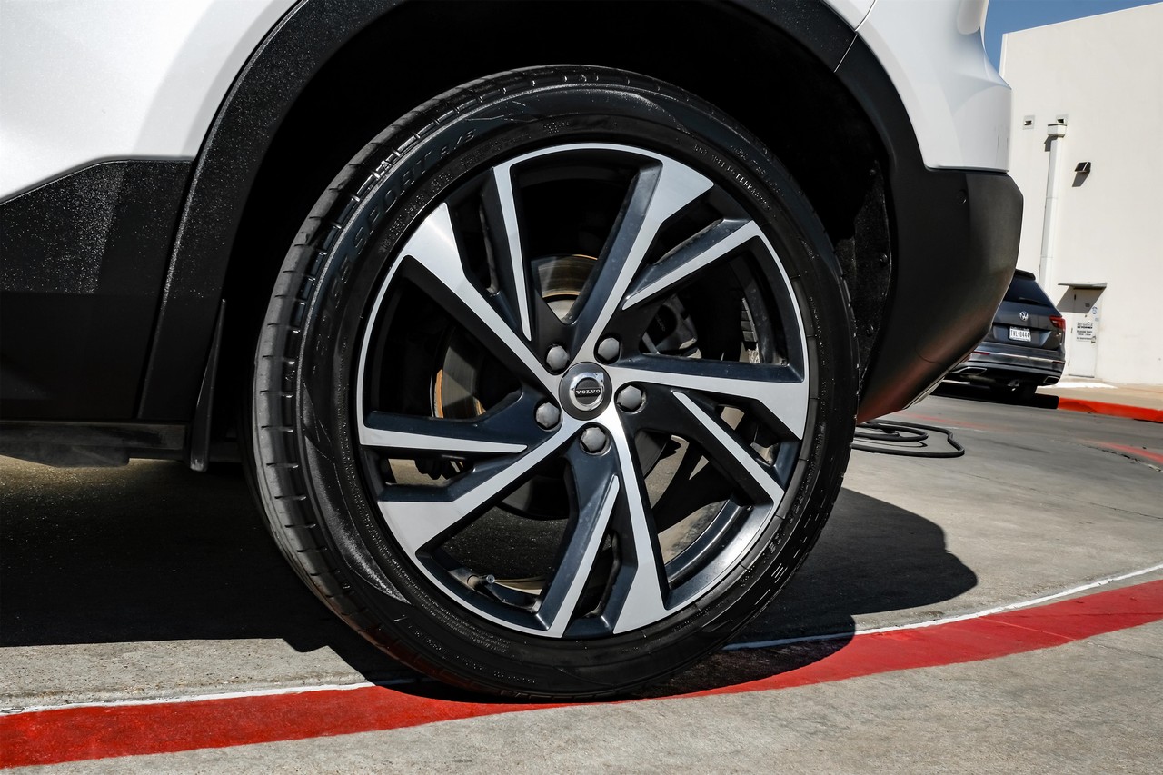 Volvo XC40 Vehicle Main Gallery Image 51