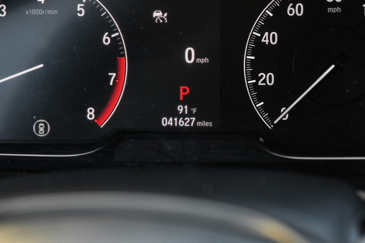 Honda Accord Sedan Vehicle Main Gallery Image 19