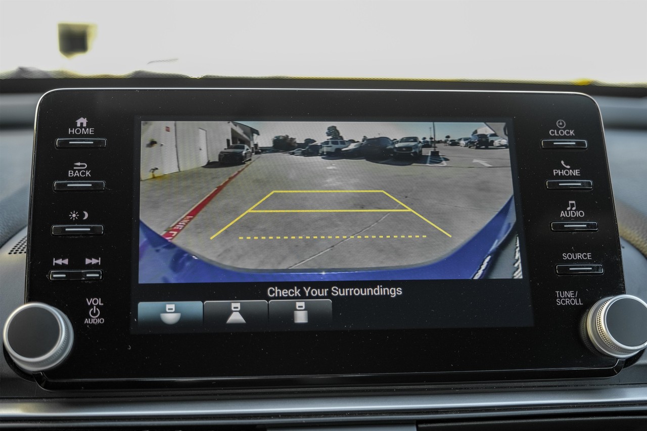 Honda Accord Sedan Vehicle Main Gallery Image 21