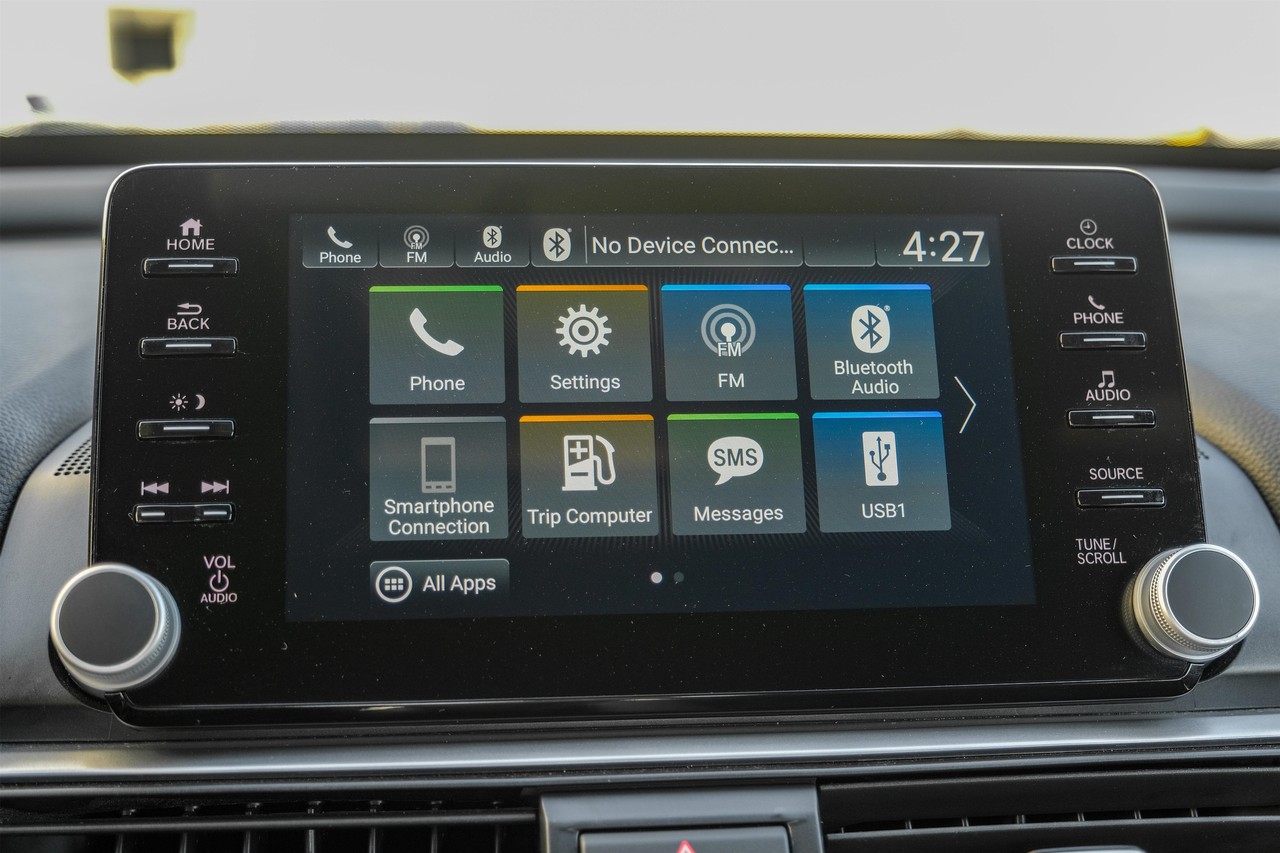 Honda Accord Sedan Vehicle Main Gallery Image 26