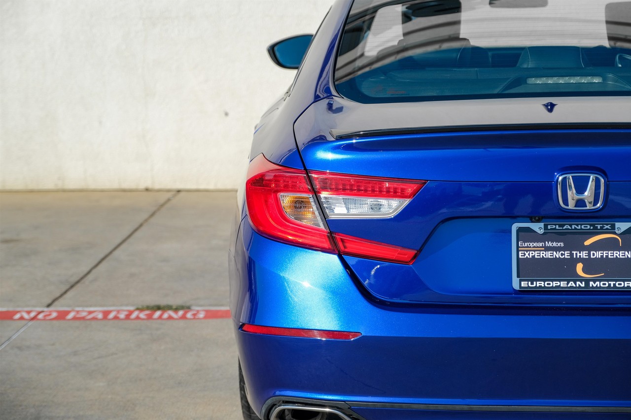 Honda Accord Sedan Vehicle Main Gallery Image 46