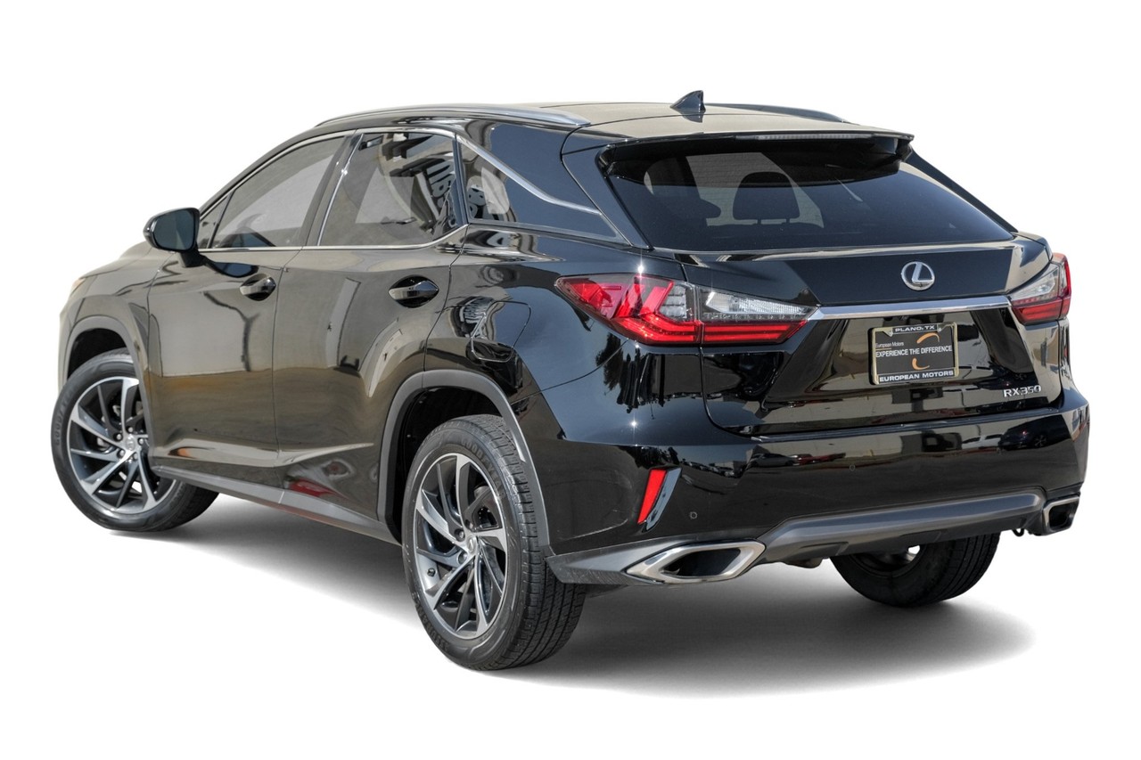 Lexus RX 350 Vehicle Main Gallery Image 11