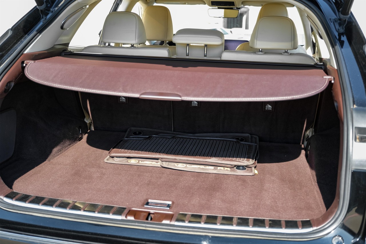Lexus RX 350 Vehicle Main Gallery Image 49