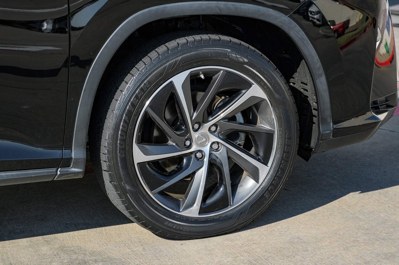 Lexus RX 350 Vehicle Main Gallery Image 53