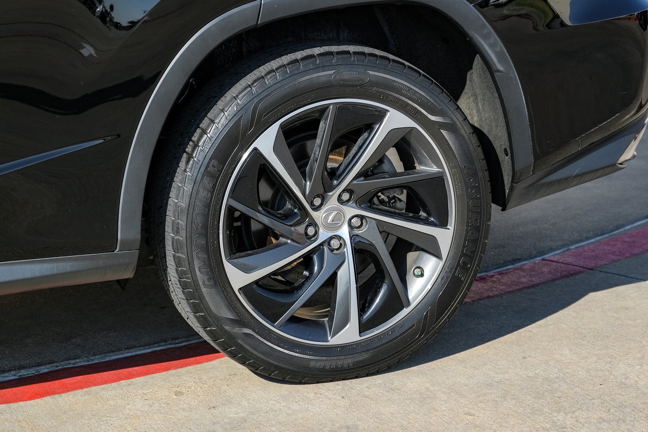 Lexus RX 350 Vehicle Main Gallery Image 55