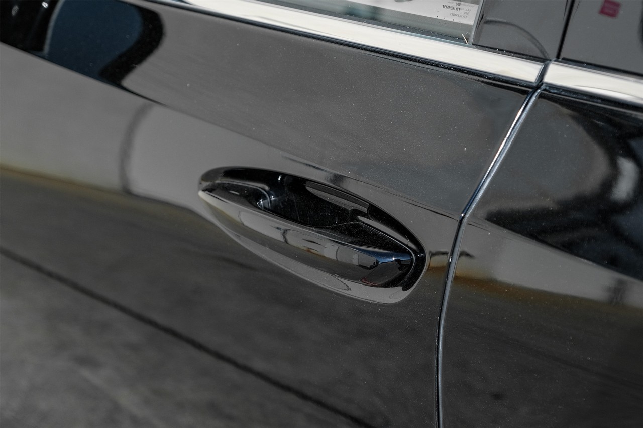 Lexus ES Vehicle Main Gallery Image 38