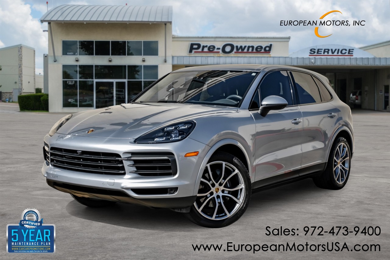 Porsche Cayenne Vehicle Main Gallery Image 01