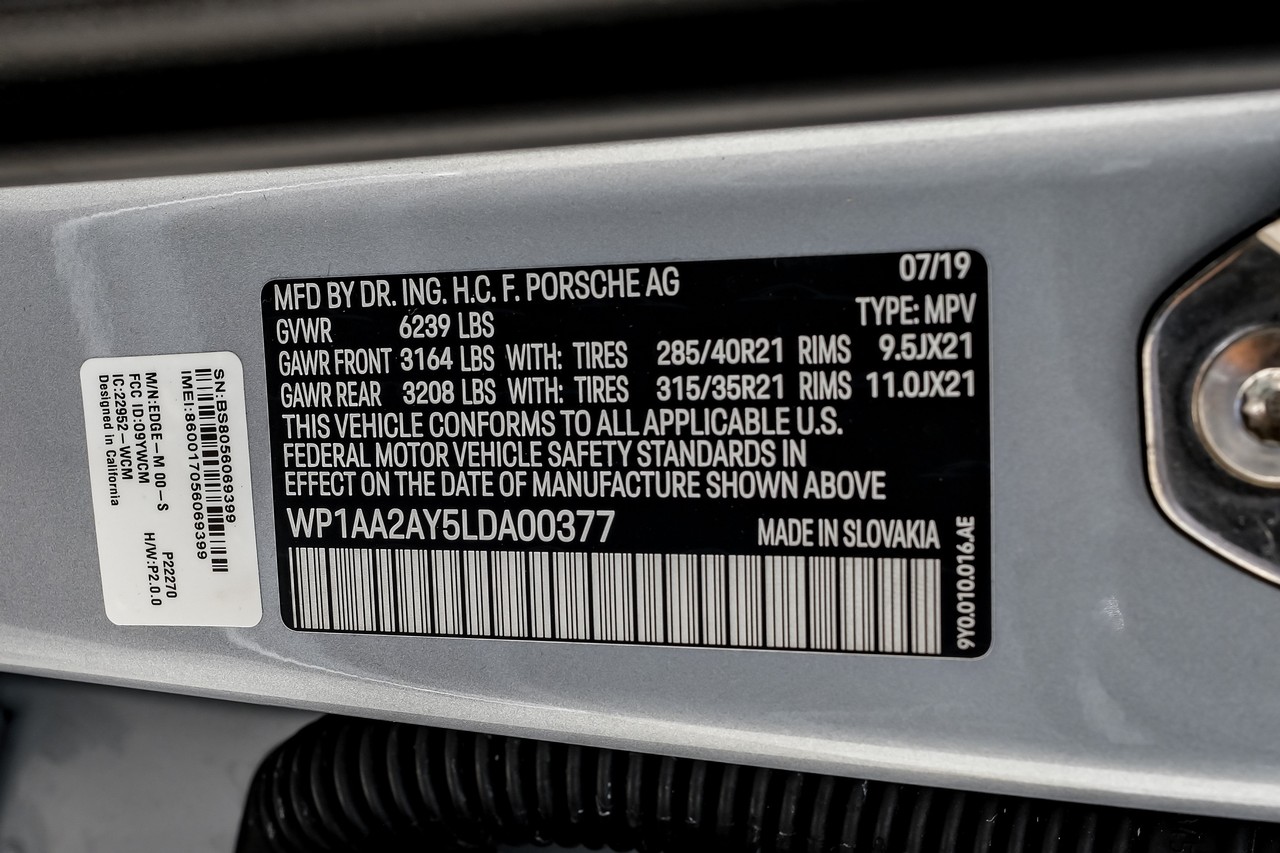 Porsche Cayenne Vehicle Main Gallery Image 55