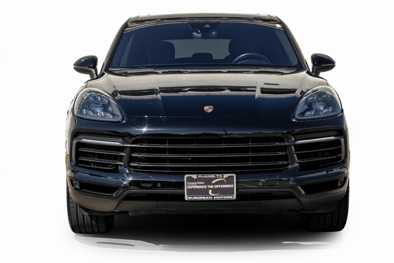 Porsche Cayenne Vehicle Main Gallery Image 06