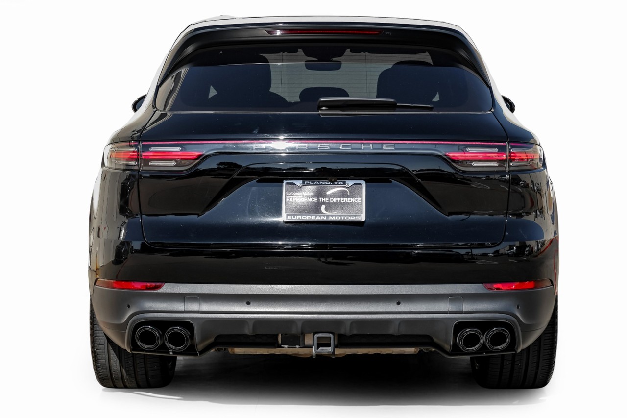 Porsche Cayenne Vehicle Main Gallery Image 10