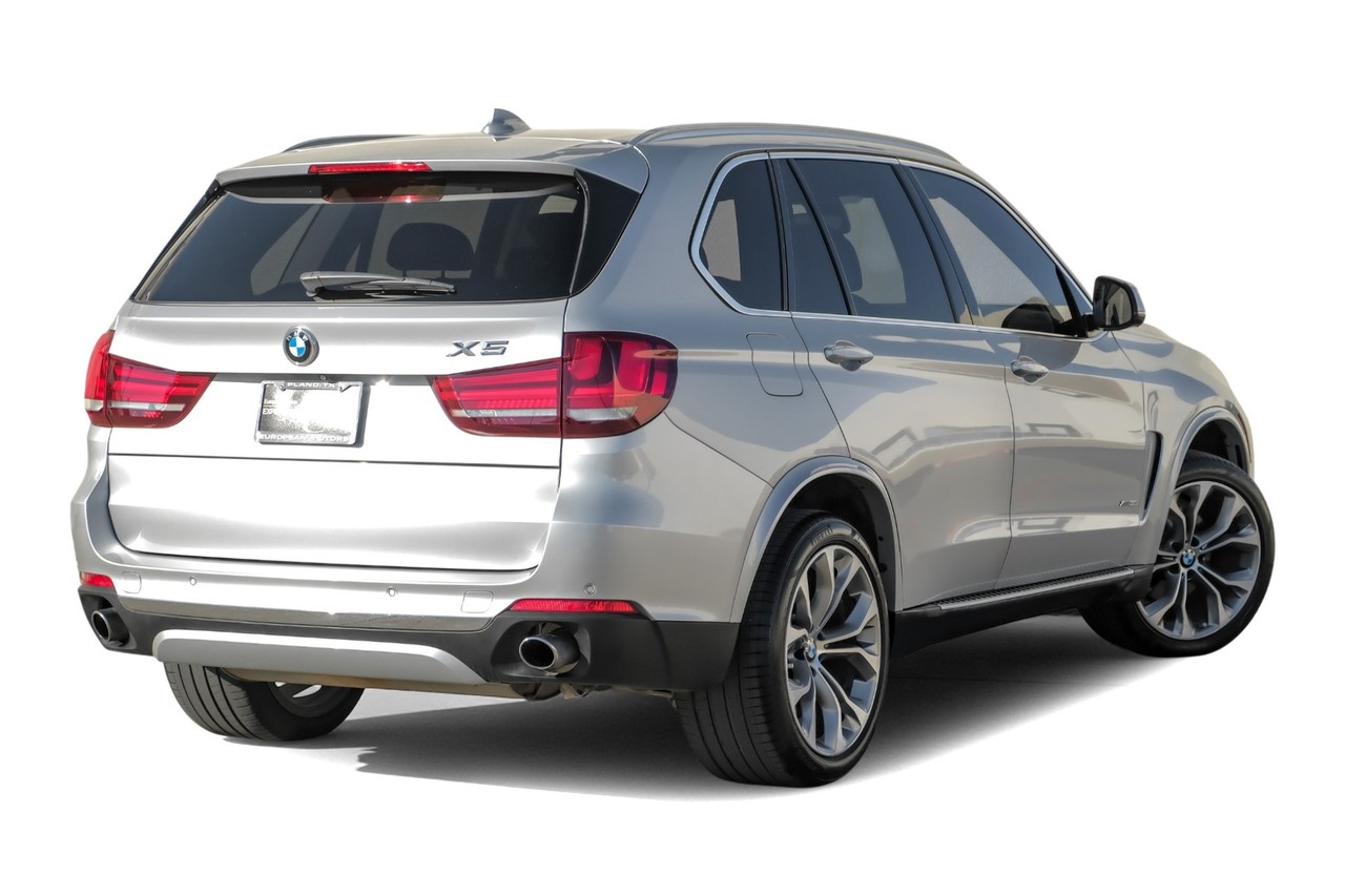 BMW X5 Vehicle Main Gallery Image 08