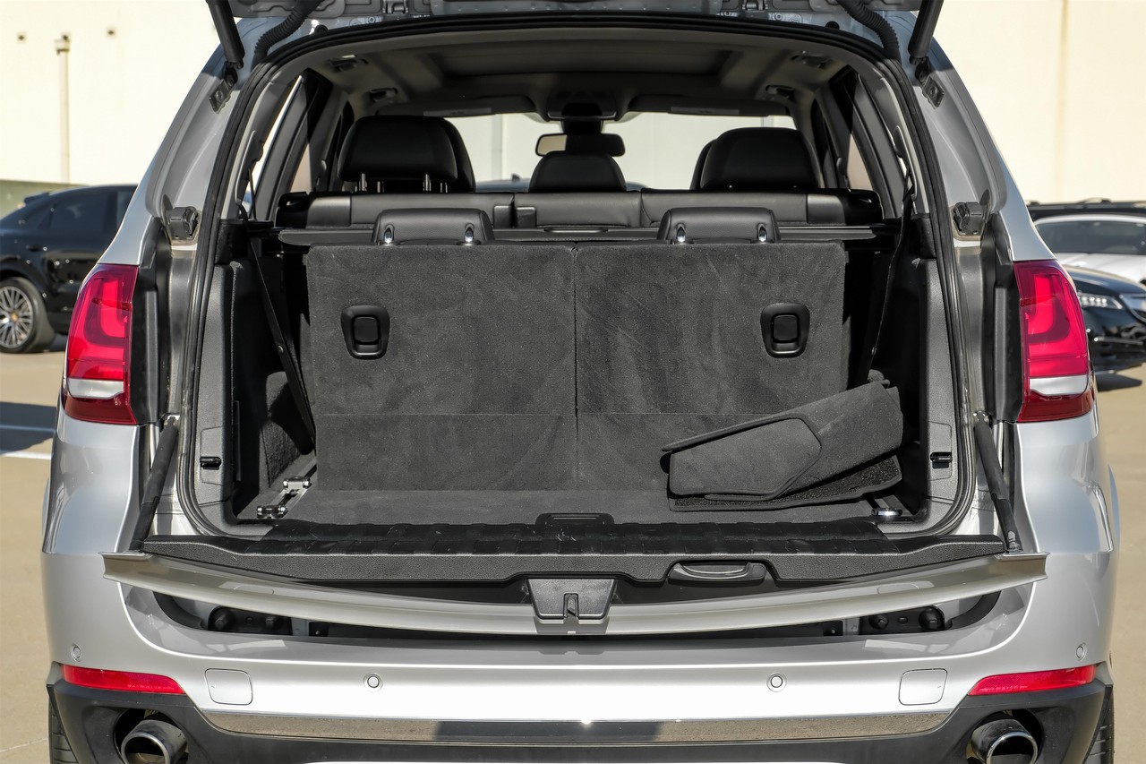 BMW X5 Vehicle Main Gallery Image 47