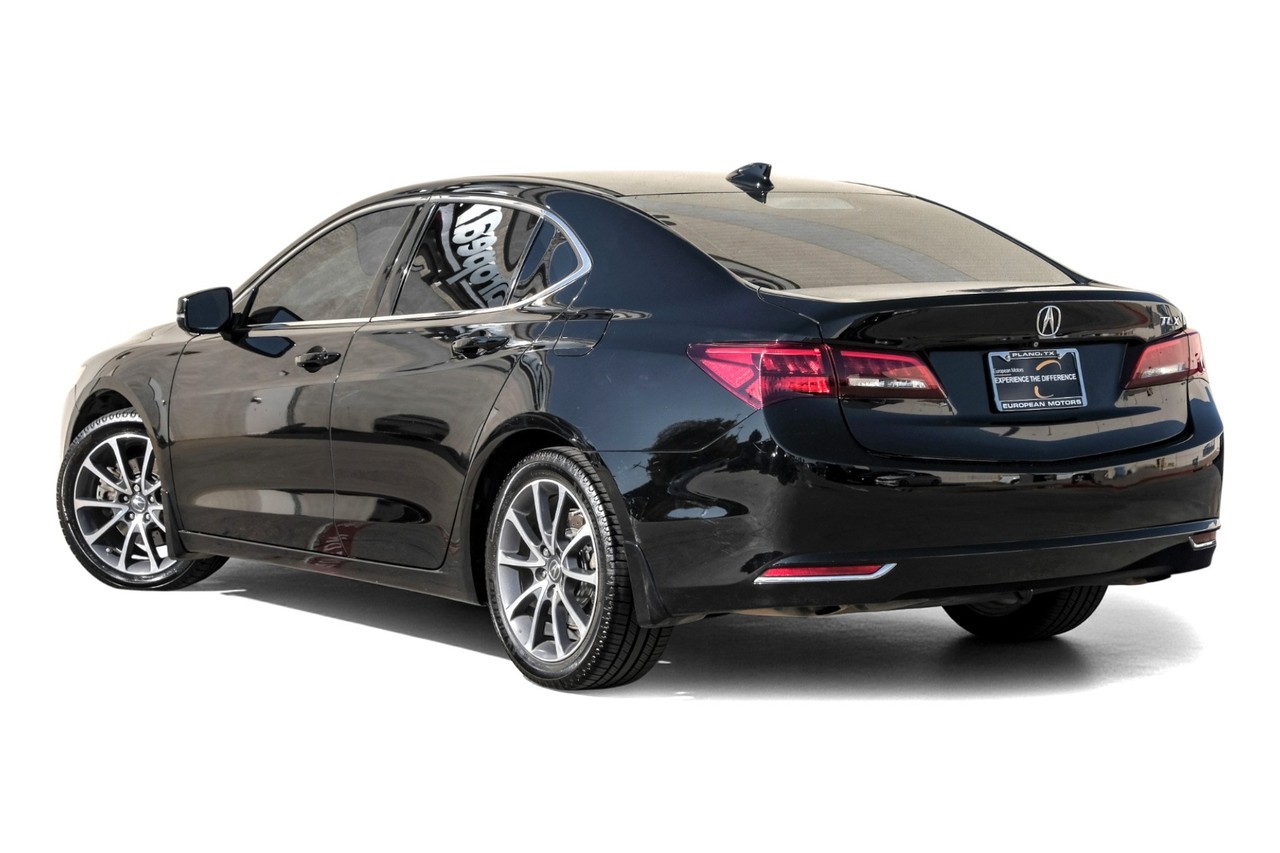 Acura TLX Vehicle Main Gallery Image 11
