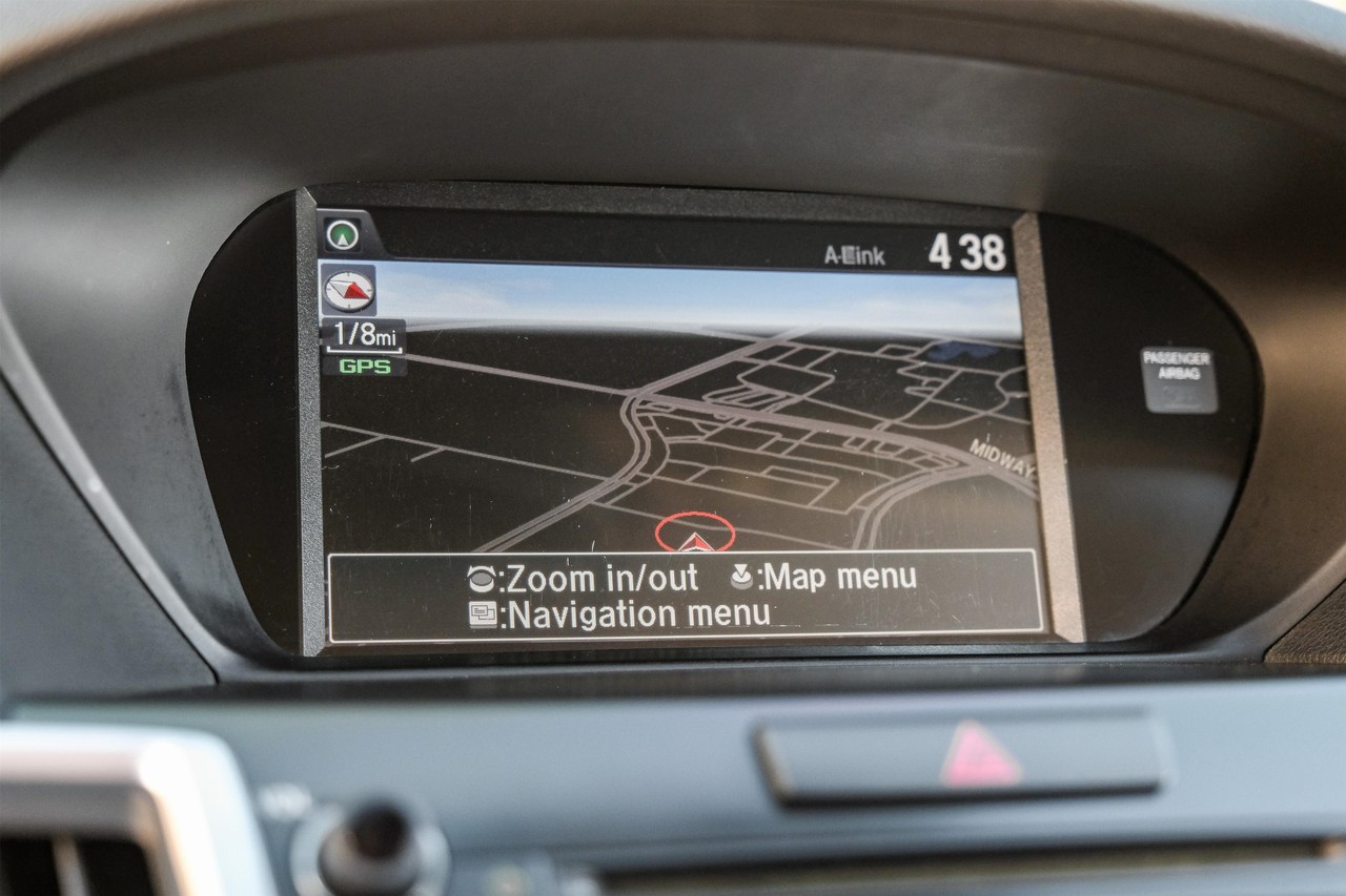 Acura TLX Vehicle Main Gallery Image 23