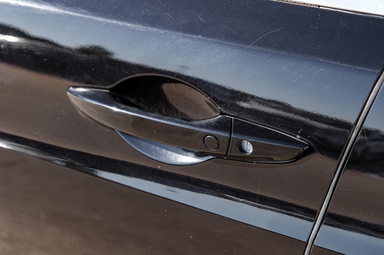 Acura TLX Vehicle Main Gallery Image 42