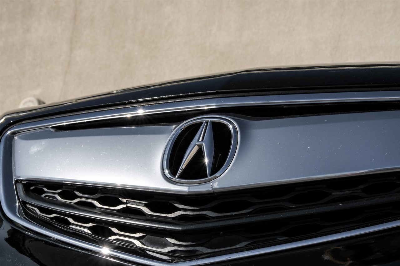 Acura TLX Vehicle Main Gallery Image 52