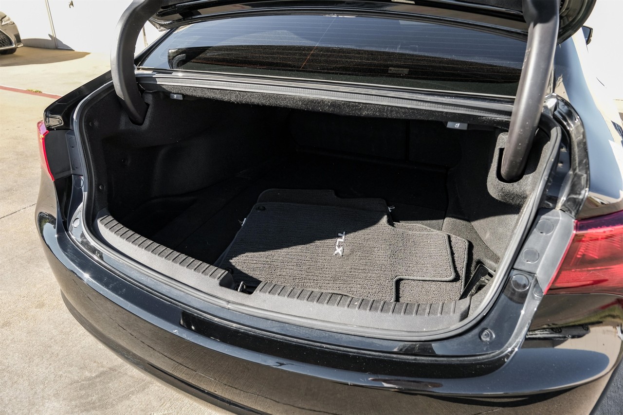 Acura TLX Vehicle Main Gallery Image 53