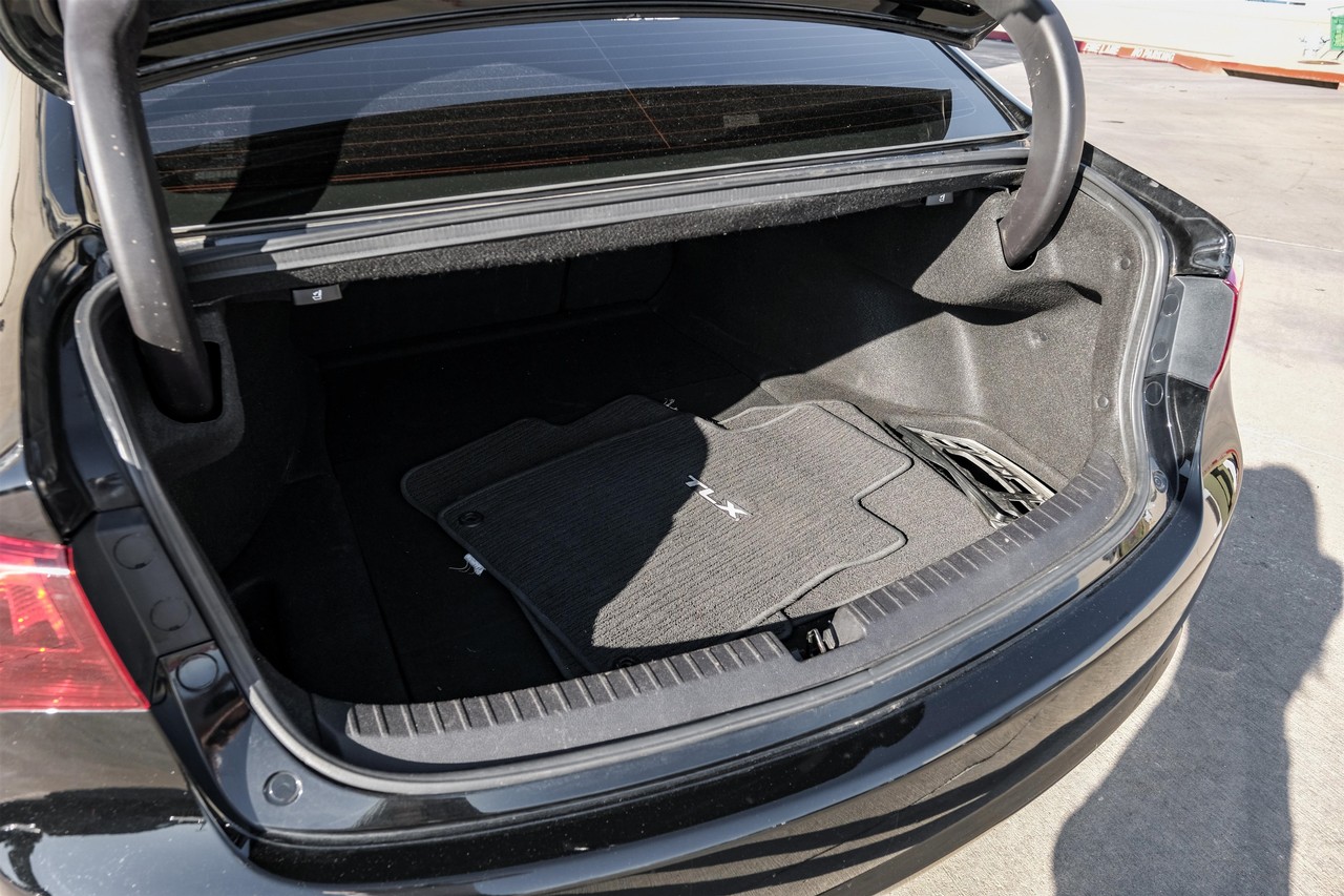 Acura TLX Vehicle Main Gallery Image 55