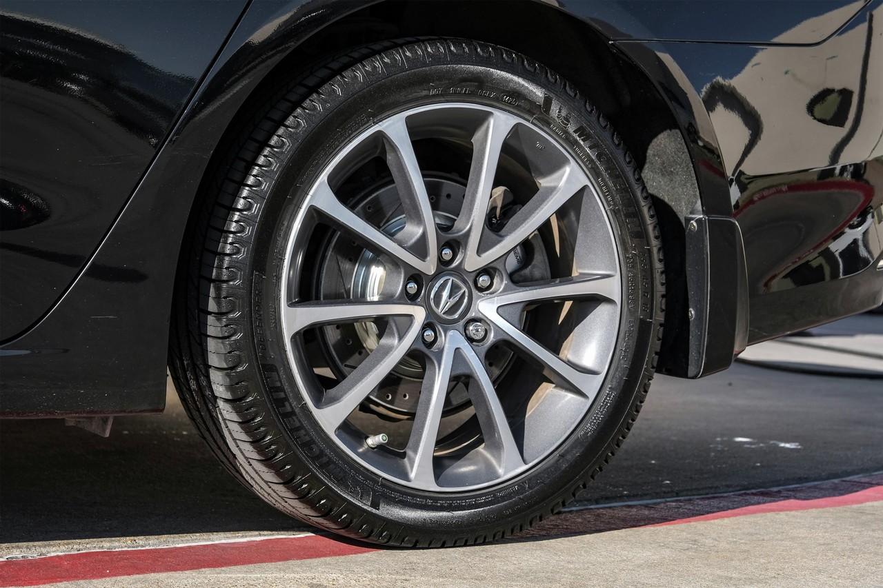Acura TLX Vehicle Main Gallery Image 59