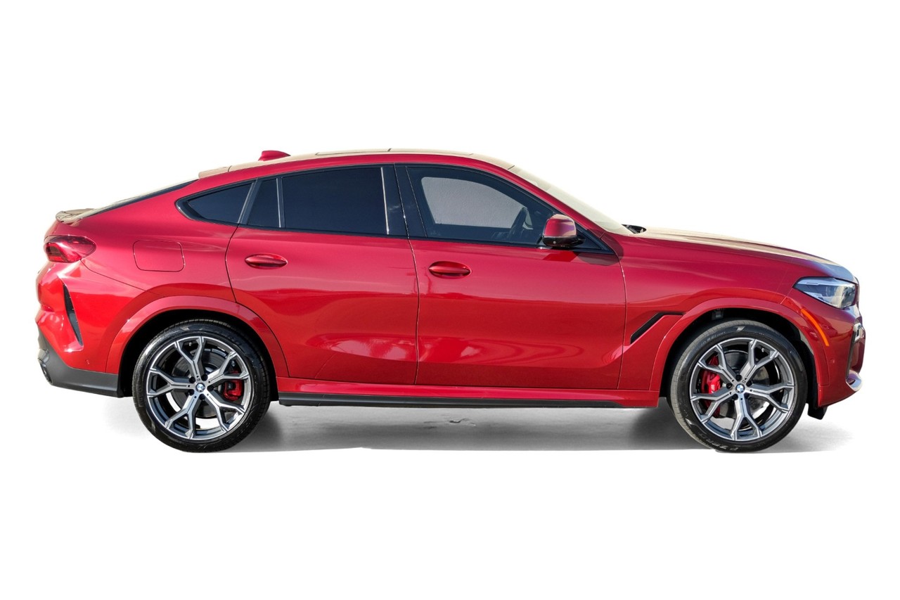 BMW X6 Vehicle Main Gallery Image 07
