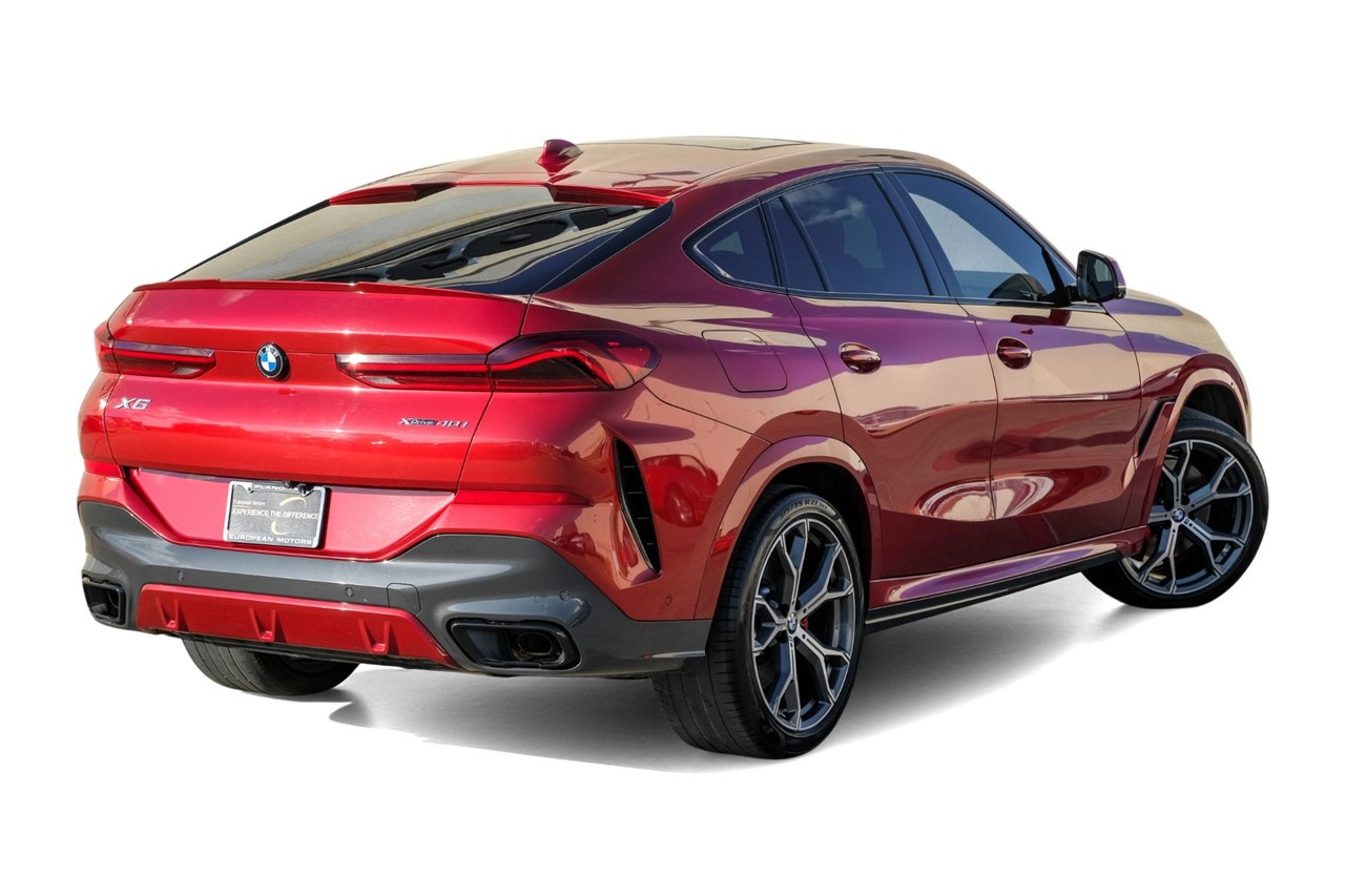 BMW X6 Vehicle Main Gallery Image 08