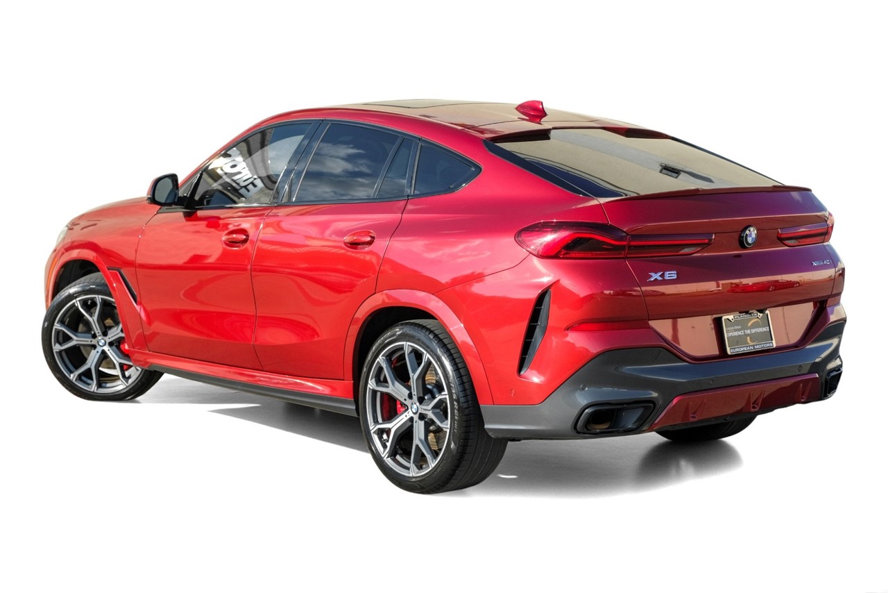 BMW X6 Vehicle Main Gallery Image 10