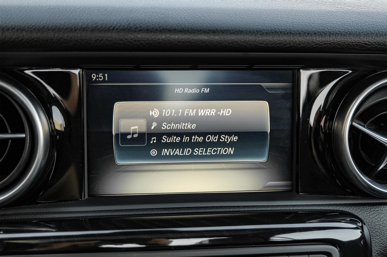 Mercedes-Benz SLC Vehicle Main Gallery Image 25