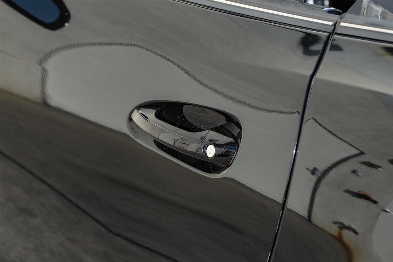 Mercedes-Benz SLC Vehicle Main Gallery Image 29