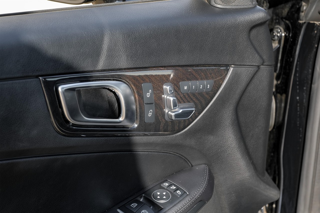 Mercedes-Benz SLC Vehicle Main Gallery Image 33
