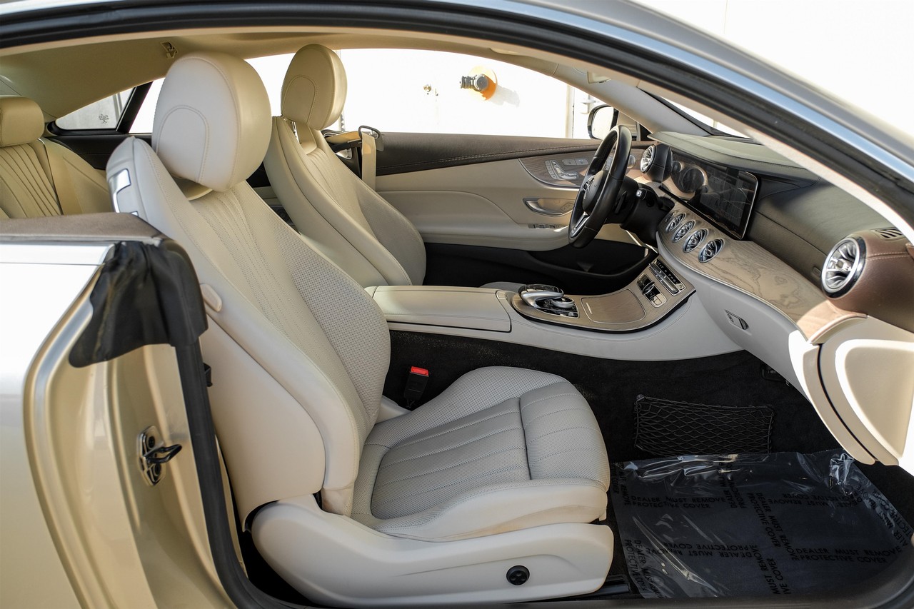 Mercedes-Benz E 450 Vehicle Main Gallery Image 30