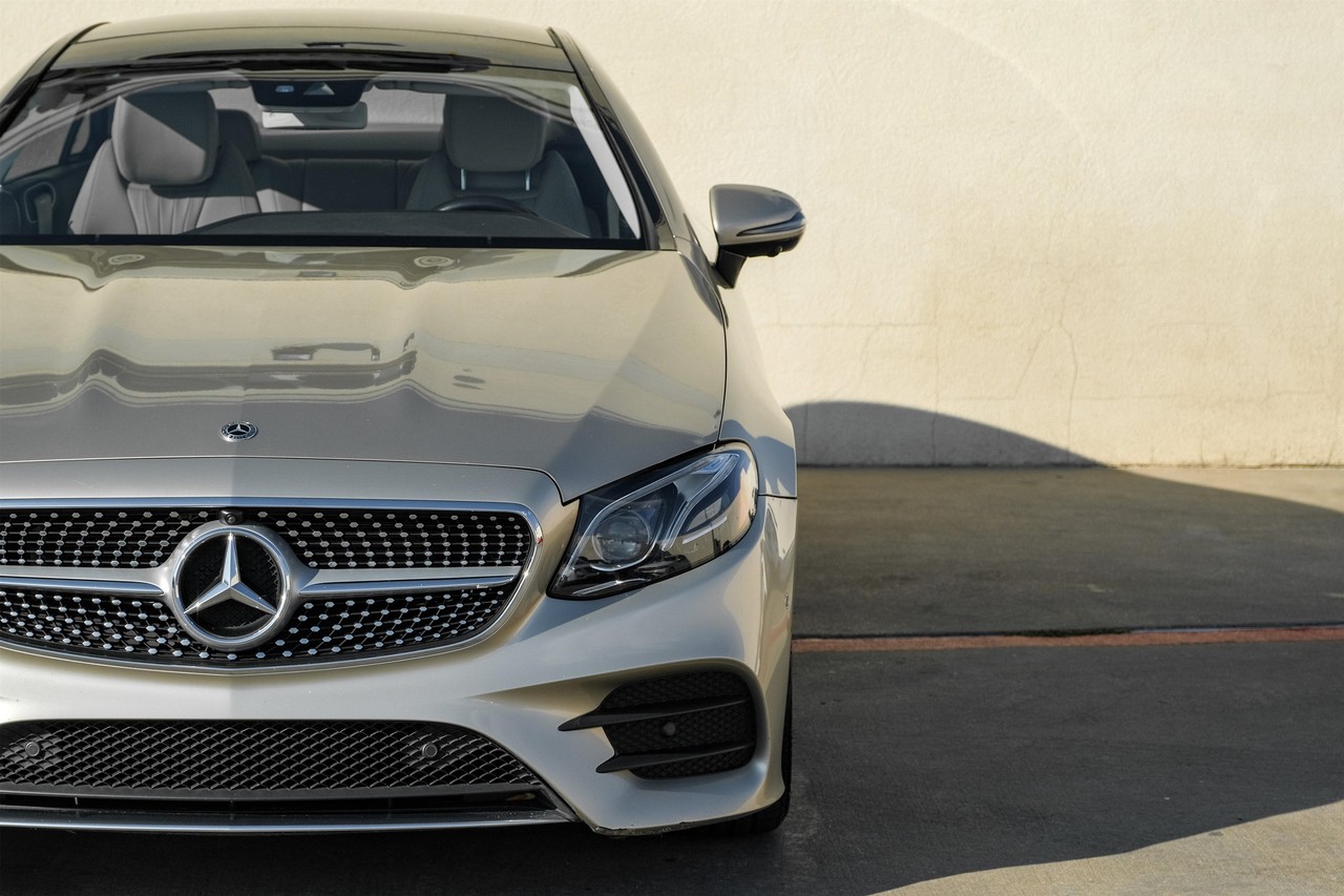 Mercedes-Benz E 450 Vehicle Main Gallery Image 42