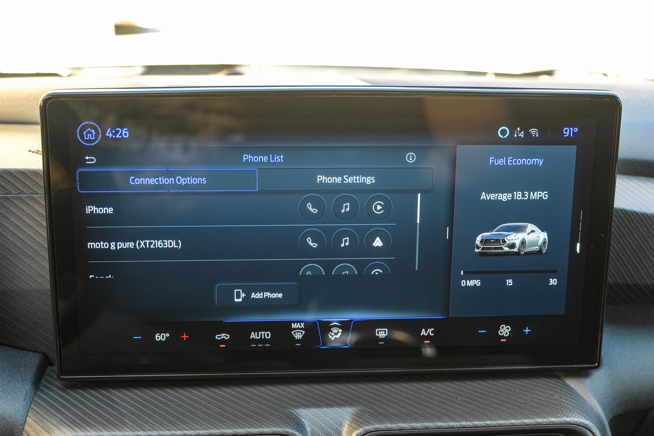 Ford Mustang Vehicle Main Gallery Image 26